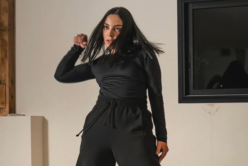 Danse Street Jazz à Perpignan avec Anyssa - Professeur Modern Jazz - Commercial