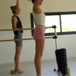 Les pratiques chez casa mauna le yoga le pilates mat le pilates reformer la barre sculpt la mobilité et la souplesse